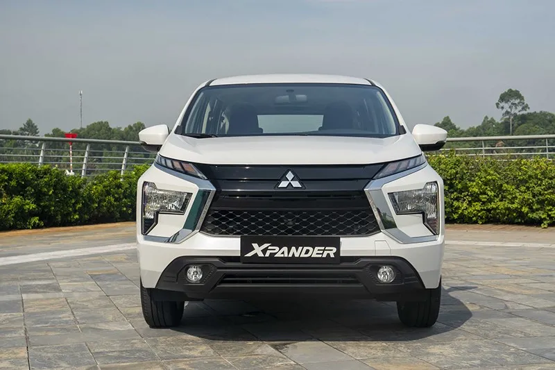 Mitsubishi Xpander Front